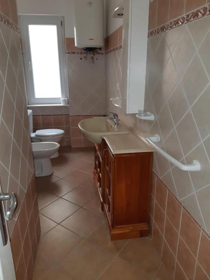 Villa Rozzy Năvodari Exteriör bild
