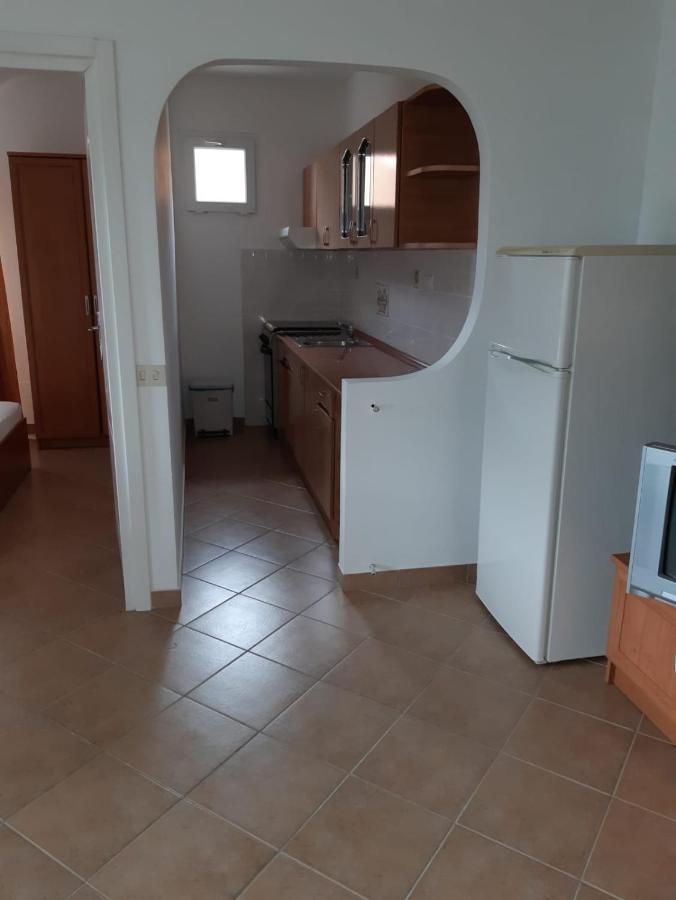 Villa Rozzy Năvodari Exteriör bild