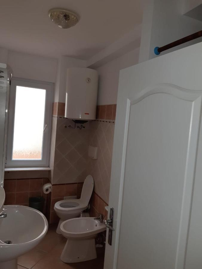 Villa Rozzy Năvodari Exteriör bild