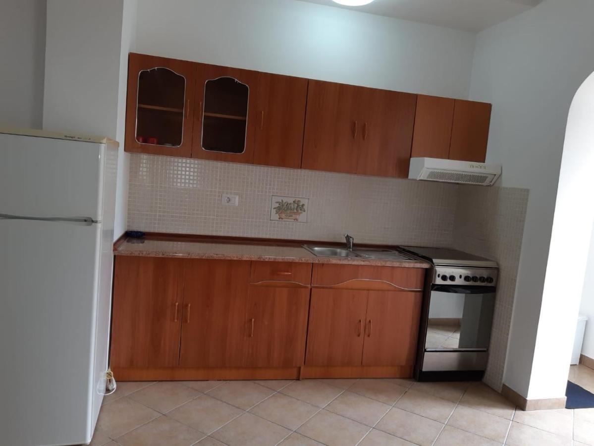 Villa Rozzy Năvodari Exteriör bild